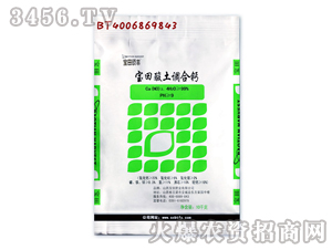 ����-���������{���}